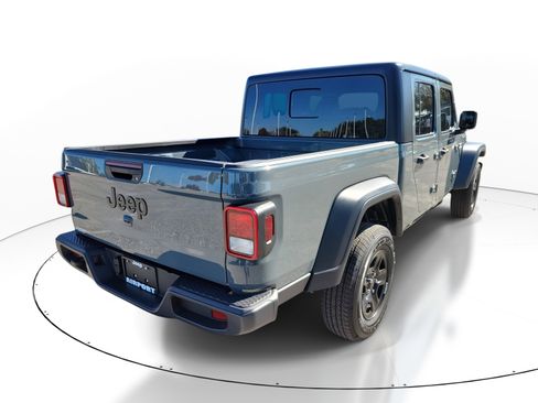 New 2026 Jeep Gladiator Sport image 5