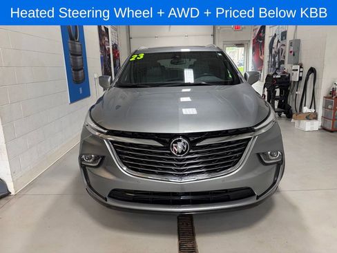 Used 2023 Buick Enclave Essence w/ Experience Buick Package AWD/4WD image 3