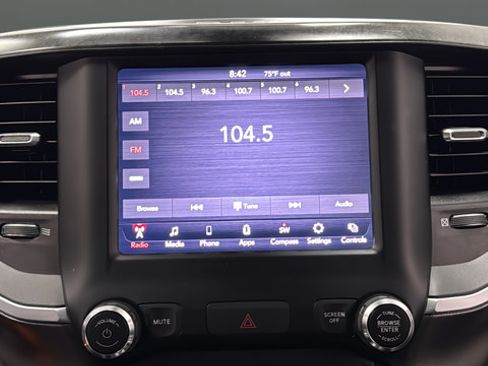 Used 2020 RAM 1500 Big Horn AWD/4WD image 14