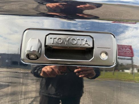Used 2020 Toyota Tundra SR5 w/ SR5 Upgrade Package image 24