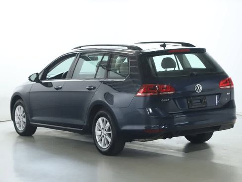 Used 2016 Volkswagen Golf S FWD image 38