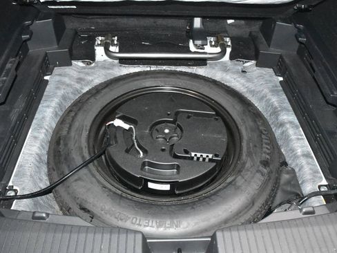 Certified 2023 Nissan Rogue SV w/ SV Premium B Package AWD/4WD image 32