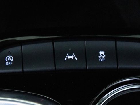 Used 2024 Buick Encore GX Preferred w/ Comfort Package FWD image 23