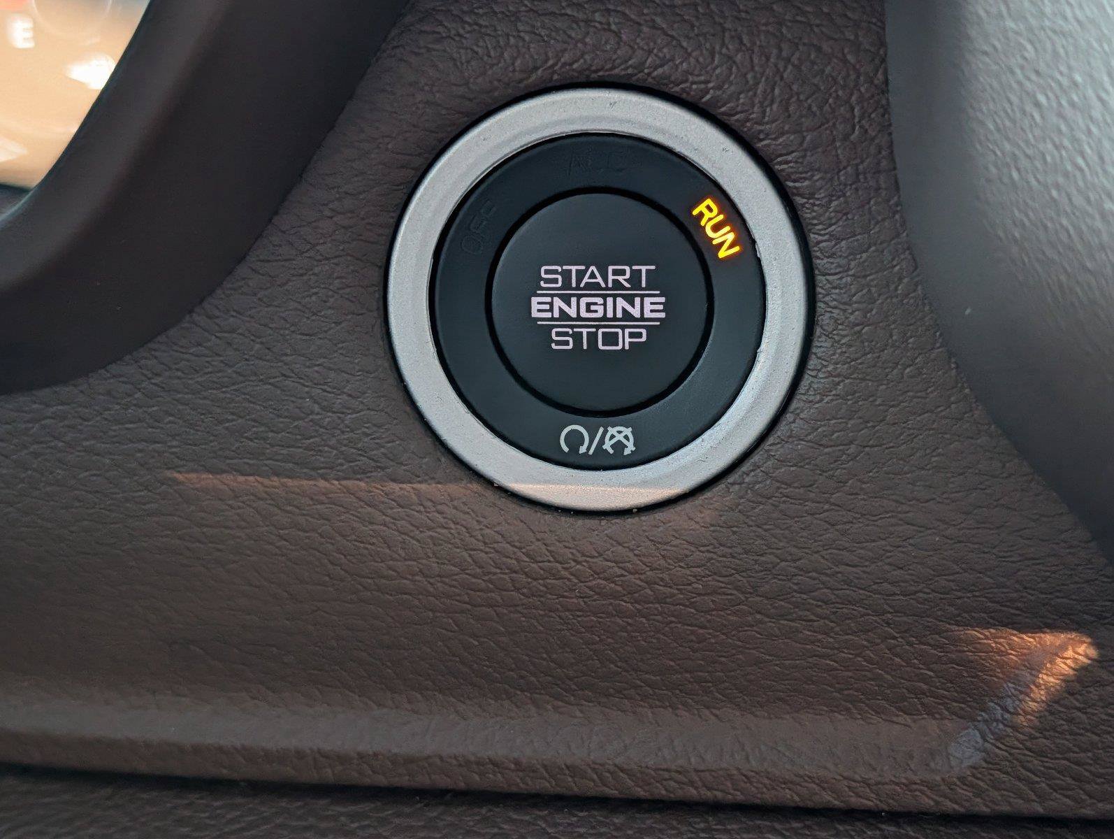 Used 2021 RAM 1500 Laramie AWD/4WD image 29