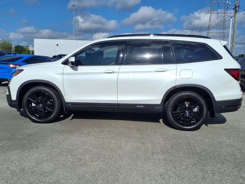Certified 2022 Honda Pilot Black Edition image 24