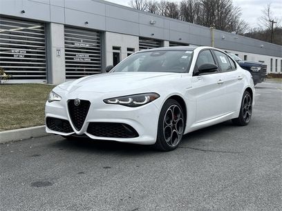 New 2025 Alfa Romeo Giulia AWD w/ Veloce Package AWD
