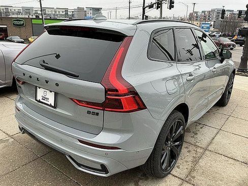 New 2026 Volvo XC60 B5 Ultra w/ Climate Package AWD/4WD image 6