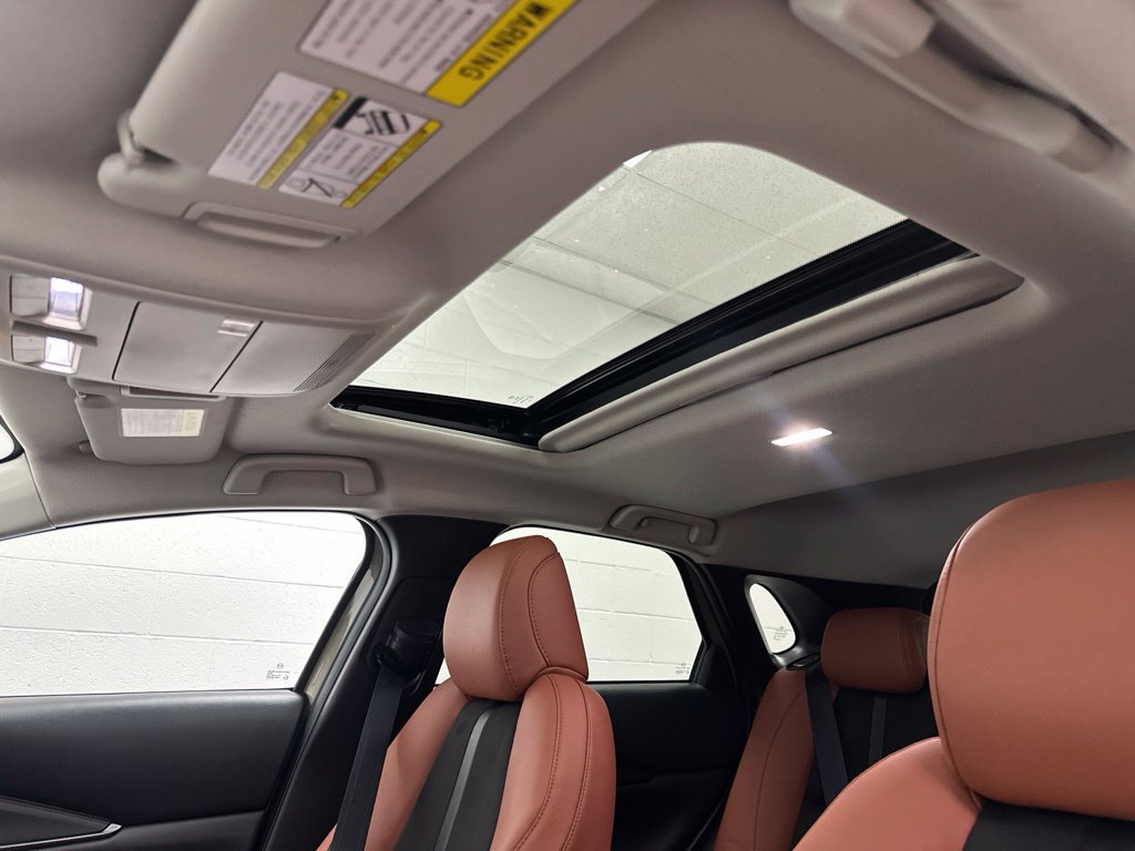 Certified 2024 MAZDA CX-30 Carbon AWD/4WD image 17