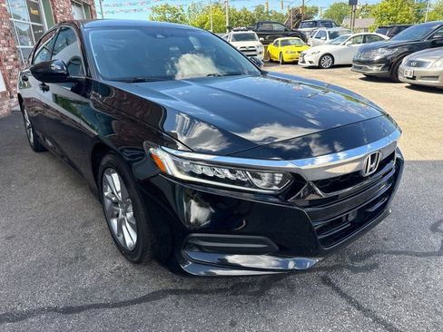 Used 2019 Honda Accord LX image 3