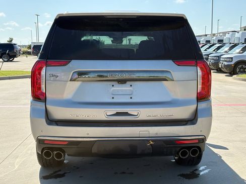 Used 2024 GMC Yukon Denali Ultimate AWD/4WD image 6