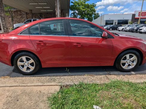 Used 2011 Chevrolet Cruze LT FWD image 8