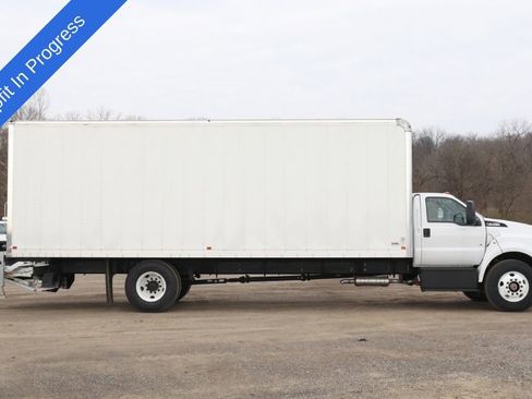 New 2026 Ford F750 2WD Regular Cab Super Duty image 9