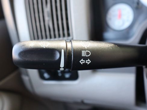 Used 2005 Dodge Ram 2500 Truck SLT image 31