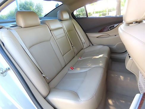 Used 2010 Buick LaCrosse CXL w/ Luxury Package FWD image 22