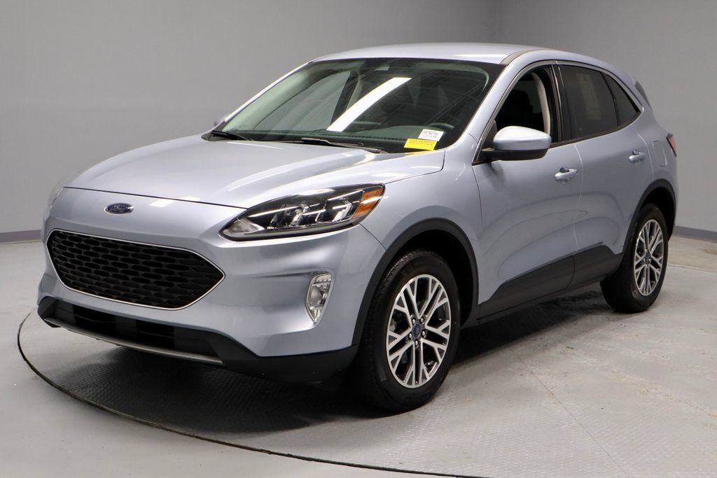 Certified 2022 Ford Escape SEL w/ Class II Trailer Tow Package AWD/4WD image 7