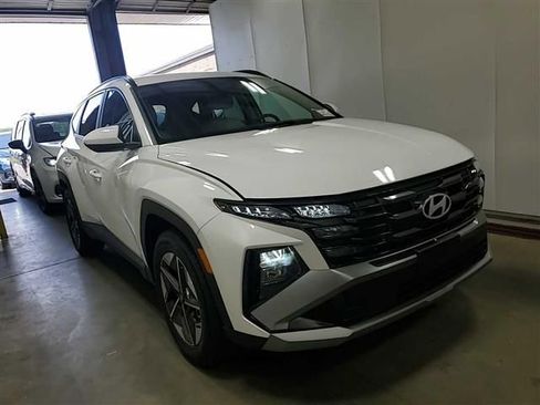Used 2025 Hyundai Tucson SEL FWD image 1