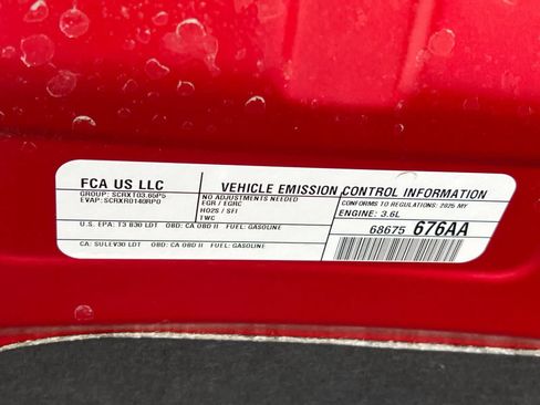 Used 2025 Chrysler Pacifica Select FWD image 31