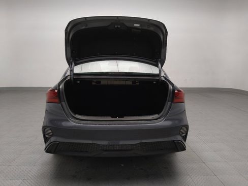 Used 2022 Kia Forte LXS image 29