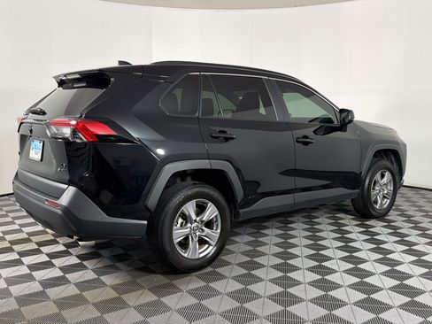 Used 2025 Toyota RAV4 LE AWD/4WD image 7