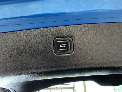 Used 2020 Chevrolet Blazer RS w/ LPO, Floor Liner Package image 51