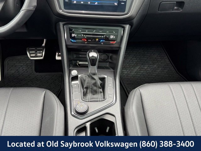 Certified 2024 Volkswagen Tiguan SE R-Line AWD/4WD image 16