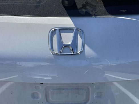 Used 2024 Honda HR-V LX image 10