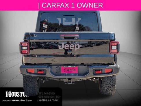 Used 2025 Jeep Gladiator Rubicon AWD/4WD image 4