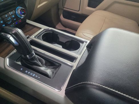 Used 2015 Ford F150 Lariat w/ Equipment Group 502A Luxury image 26