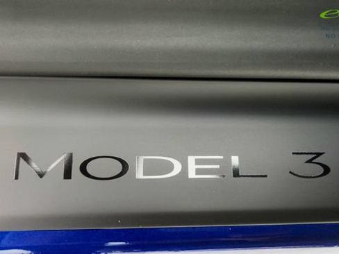 Used 2025 Tesla Model 3 Performance AWD/4WD image 31