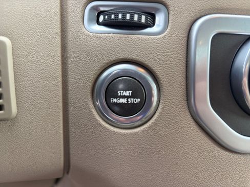 Used 2016 Land Rover LR4 HSE AWD/4WD image 20