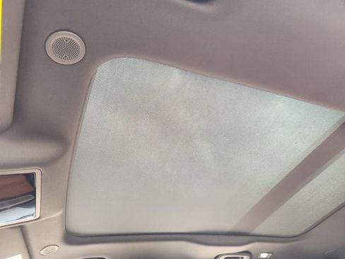 Used 2026 Jaguar F-PACE R-Dynamic S image 23