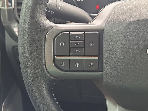 Certified 2022 Ford F150 XLT w/ Equipment Group 302A High image 27