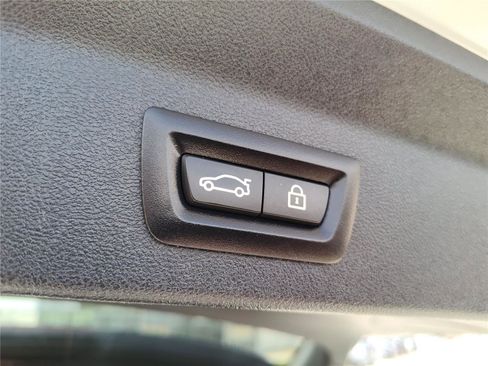 Certified 2023 BMW X3 sDrive30i w/ Premium Package image 8