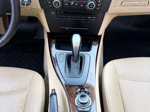 Used 2010 BMW 328i Sedan image 25