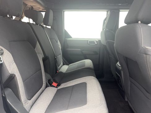 Used 2022 Ford Bronco 4-Door AWD/4WD image 25