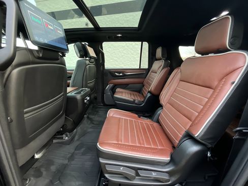 Used 2024 GMC Yukon XL Denali Ultimate image 27