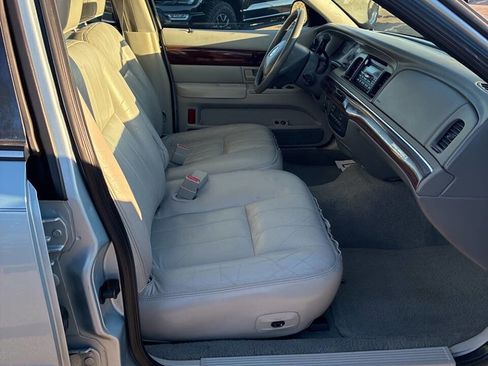 Used 2003 Mercury Grand Marquis LS image 32