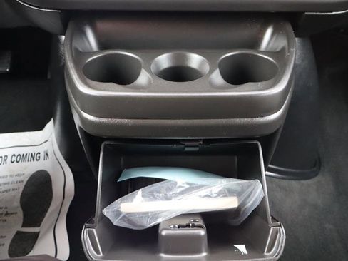 Used 2025 Chevrolet Express 3500 LT w/ LT Preferred Equipment Group image 20