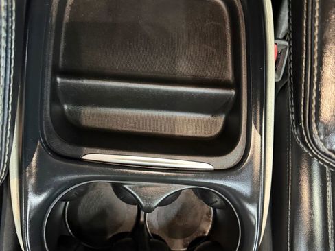 Used 2021 Chrysler Voyager Lxi image 32