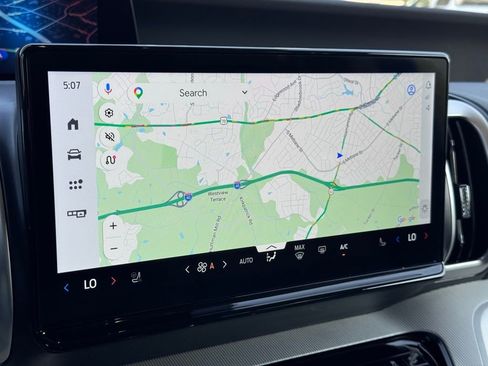 Used 2025 Ford Expedition Active image 11