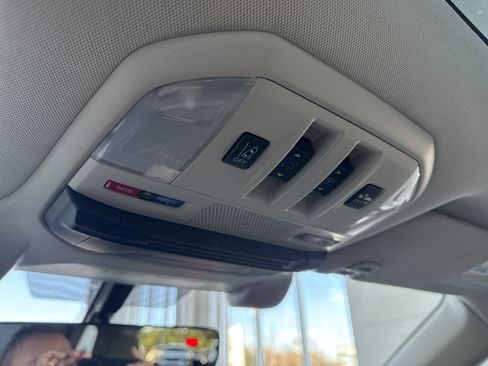 Used 2022 Subaru Ascent Limited w/ Technology Package image 61