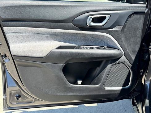 Used 2022 Jeep Compass Latitude w/ Convenience Group image 15