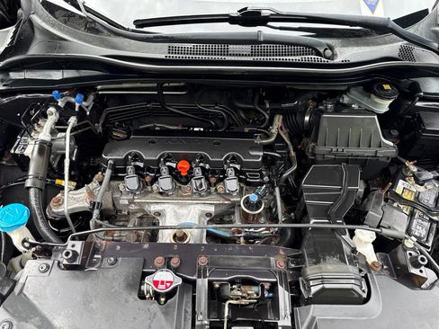 Used 2017 Honda HR-V LX image 12