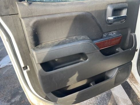 Used 2018 GMC Sierra 1500 SLE image 20