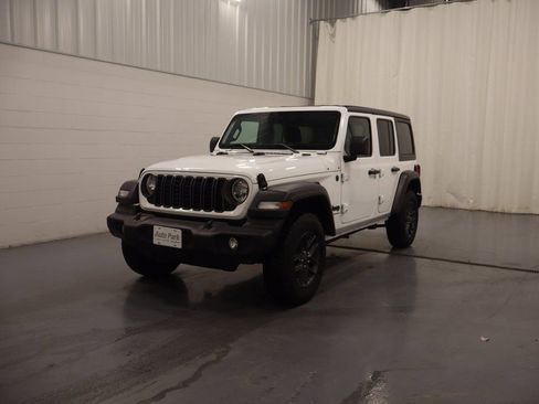 Certified 2024 Jeep Wrangler Unlimited Sport AWD/4WD image 6