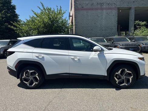 Certified 2023 Hyundai Tucson Limited AWD/4WD image 17