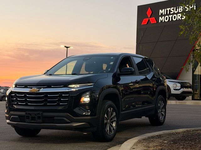 Used 2026 Chevrolet Equinox LT FWD image 8