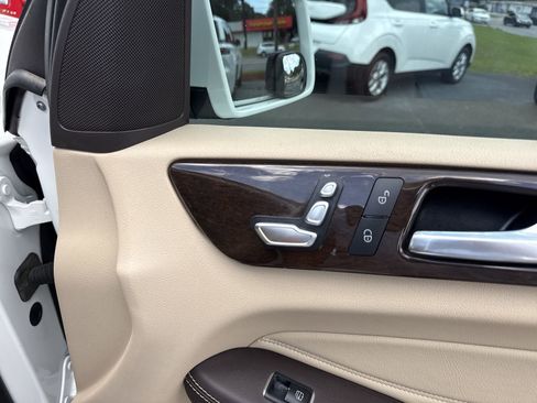 Used 2016 Mercedes-Benz GLE 350 image 35