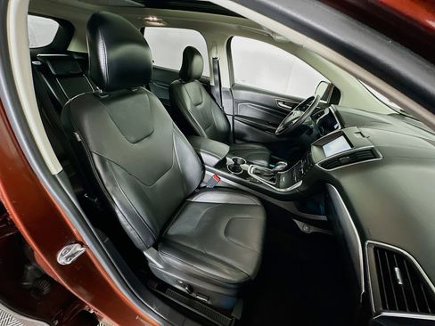 Used 2015 Ford Edge Titanium w/ Equipment Group 302A image 31