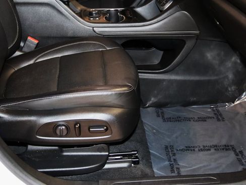 Used 2020 GMC Acadia SLT w/ Premium Package image 64